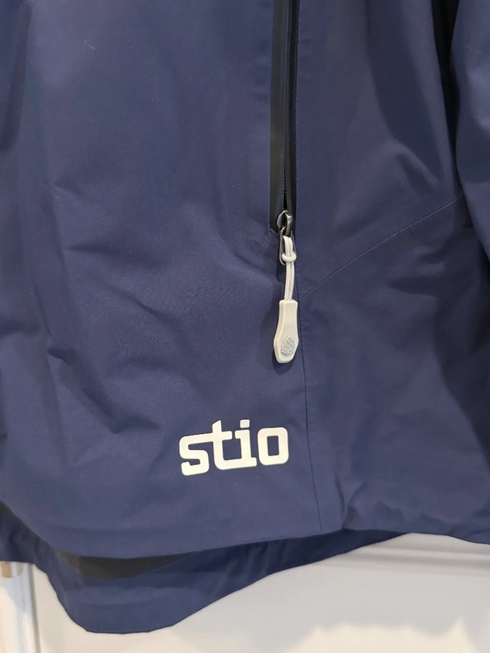 Stio Ender Hooded Jacket Women’s Small Navy Waterproof Shell NWT - Picture 2 of 8